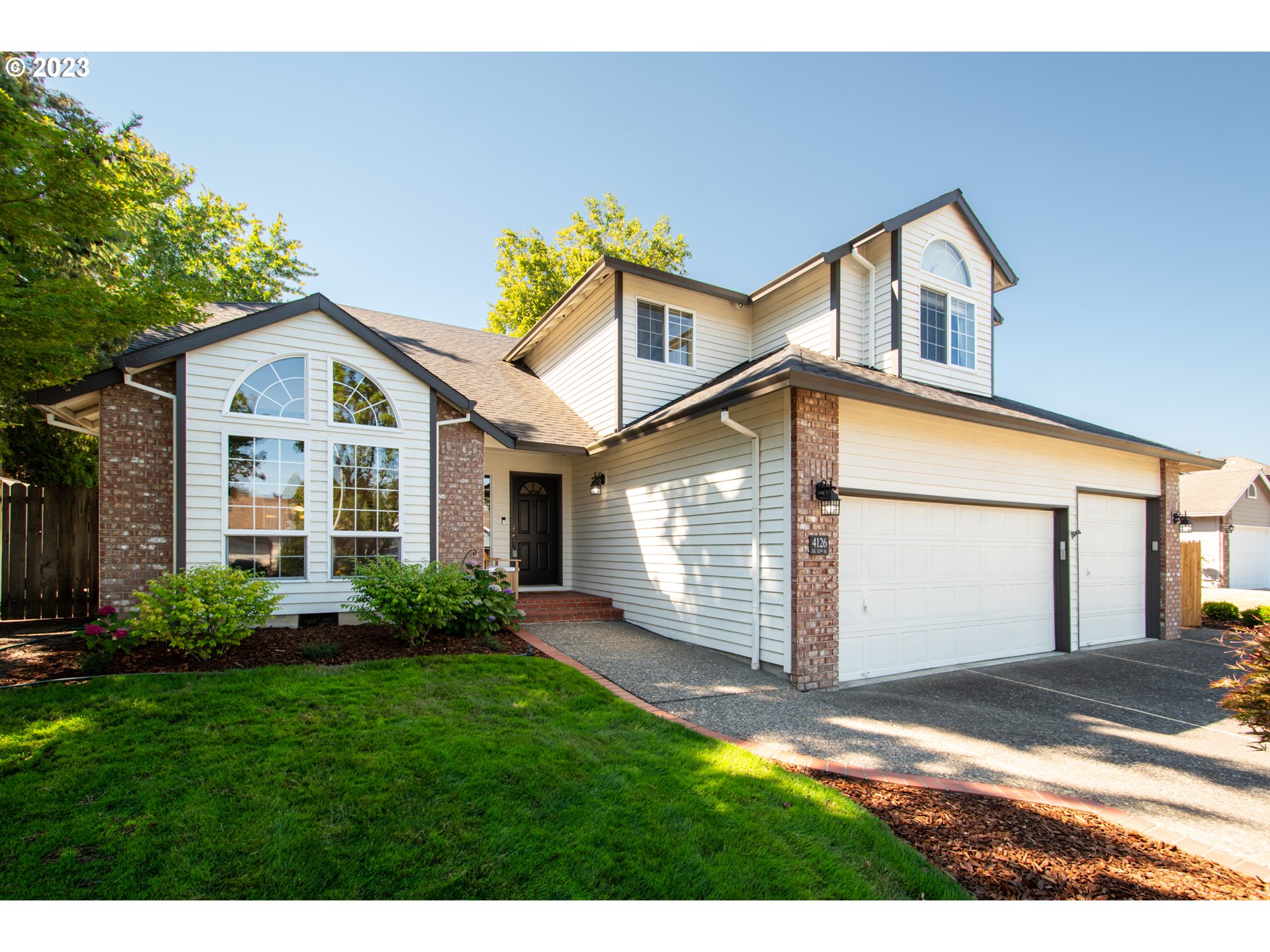 4126 Southeast 30th Street Gresham, OR 97080 - Photo 1 of 42