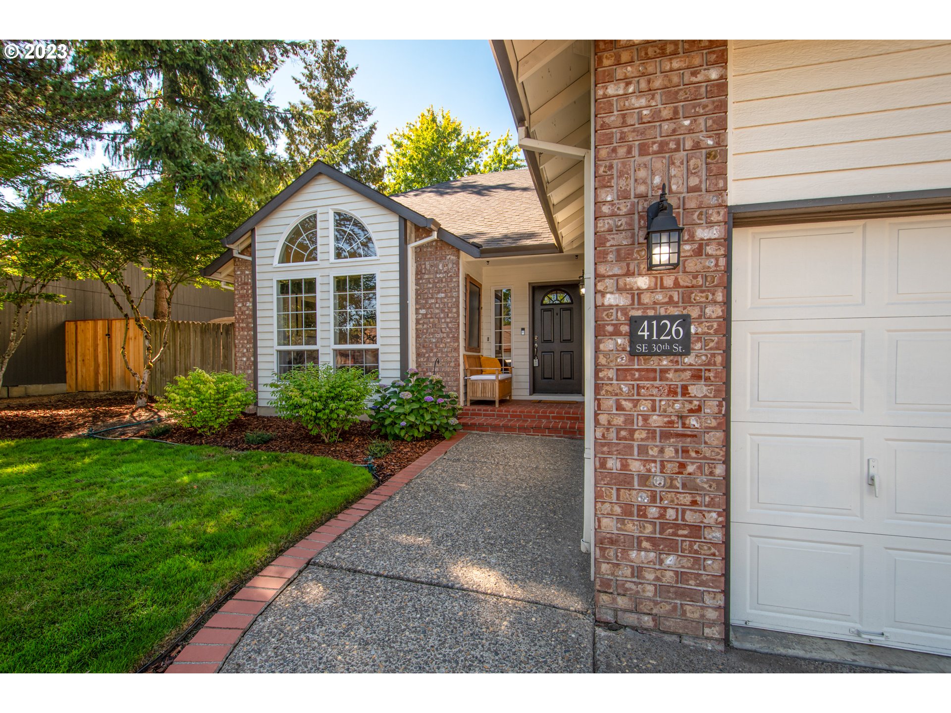 4126 Southeast 30th Street Gresham, OR 97080 - Photo 2 of 42