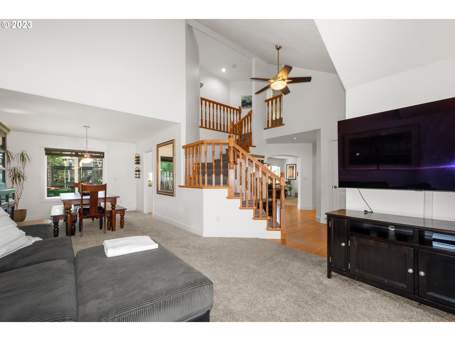 4126 Southeast 30th Street Gresham, OR 97080 - Photo 6 of 42