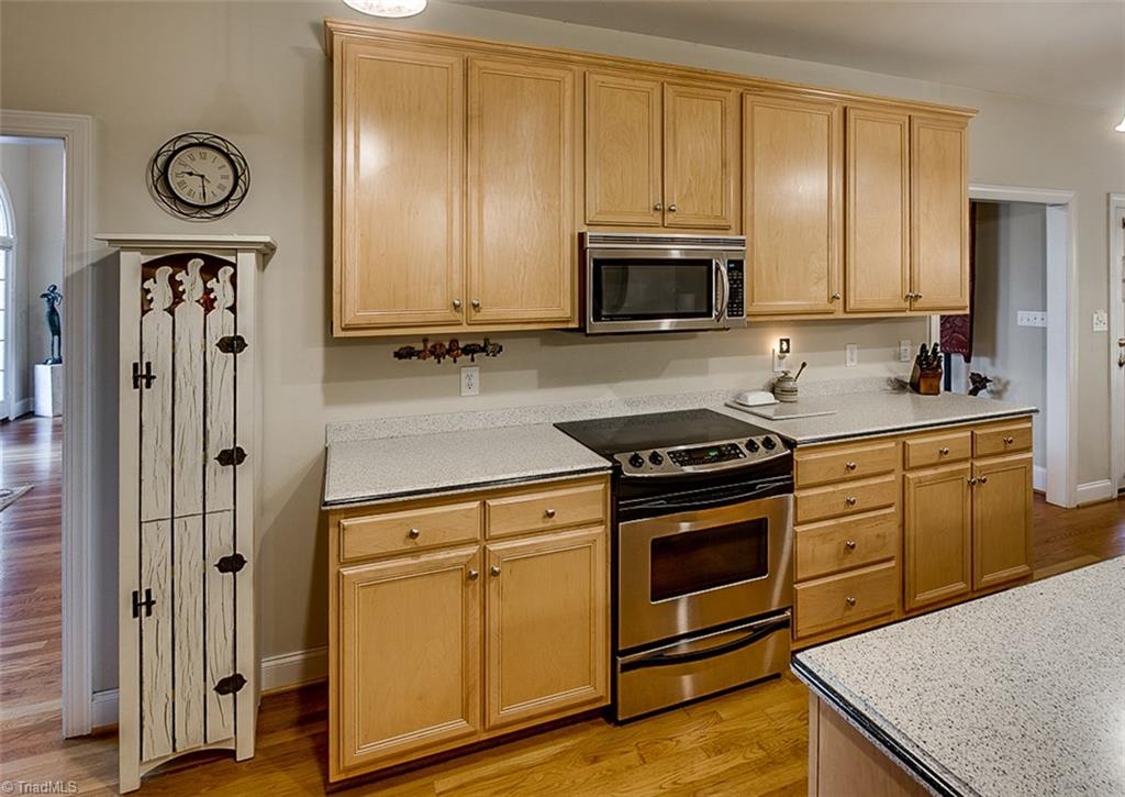 8509 Merriman Farm Road Oak Ridge, NC 27310 - Photo 11 of 30 Kitchen