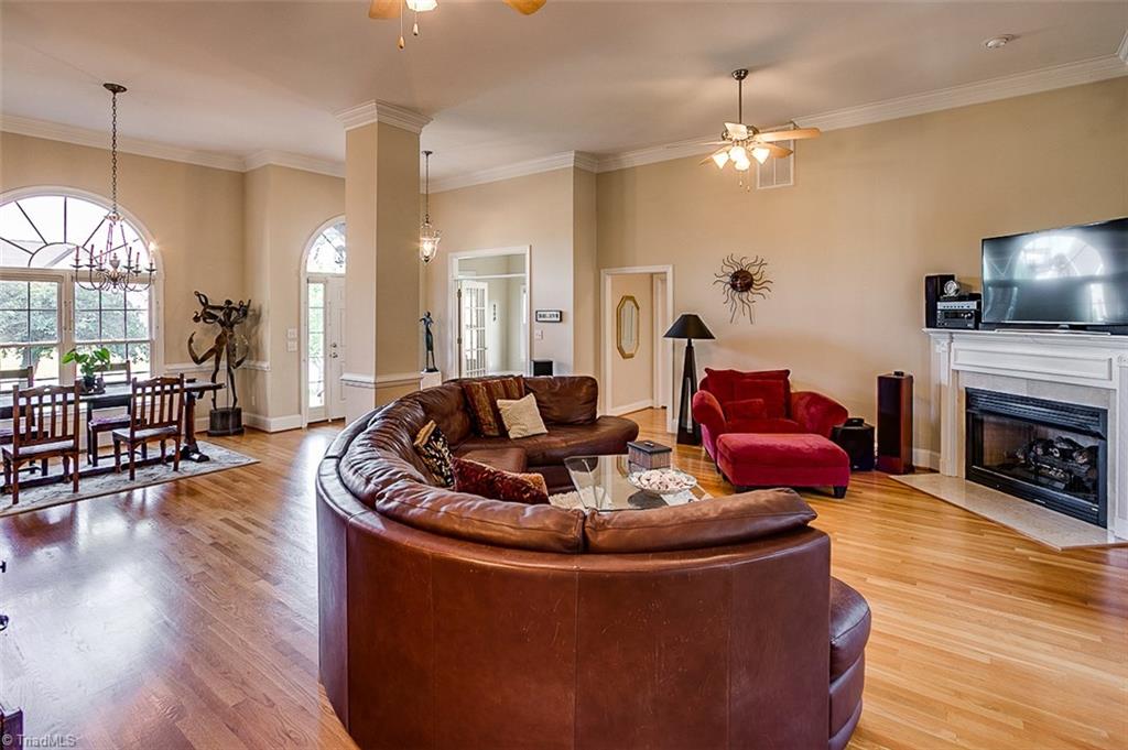 8509 Merriman Farm Road Oak Ridge, NC 27310 - Photo 5 of 30 Great Room
