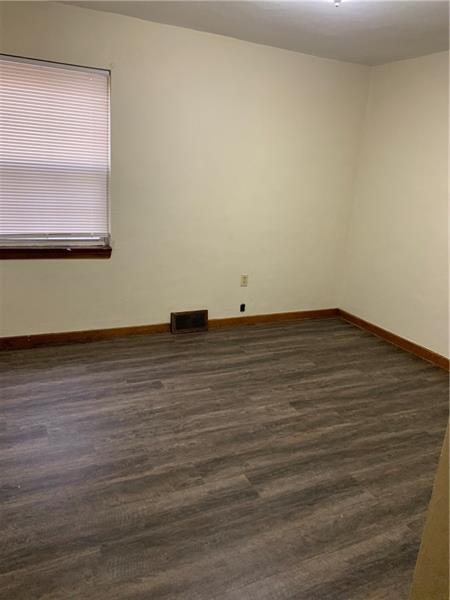 200 Jane Street McKees Rocks, PA 15136 - Photo 7 of 23 Unit 1 #2 Bedroom