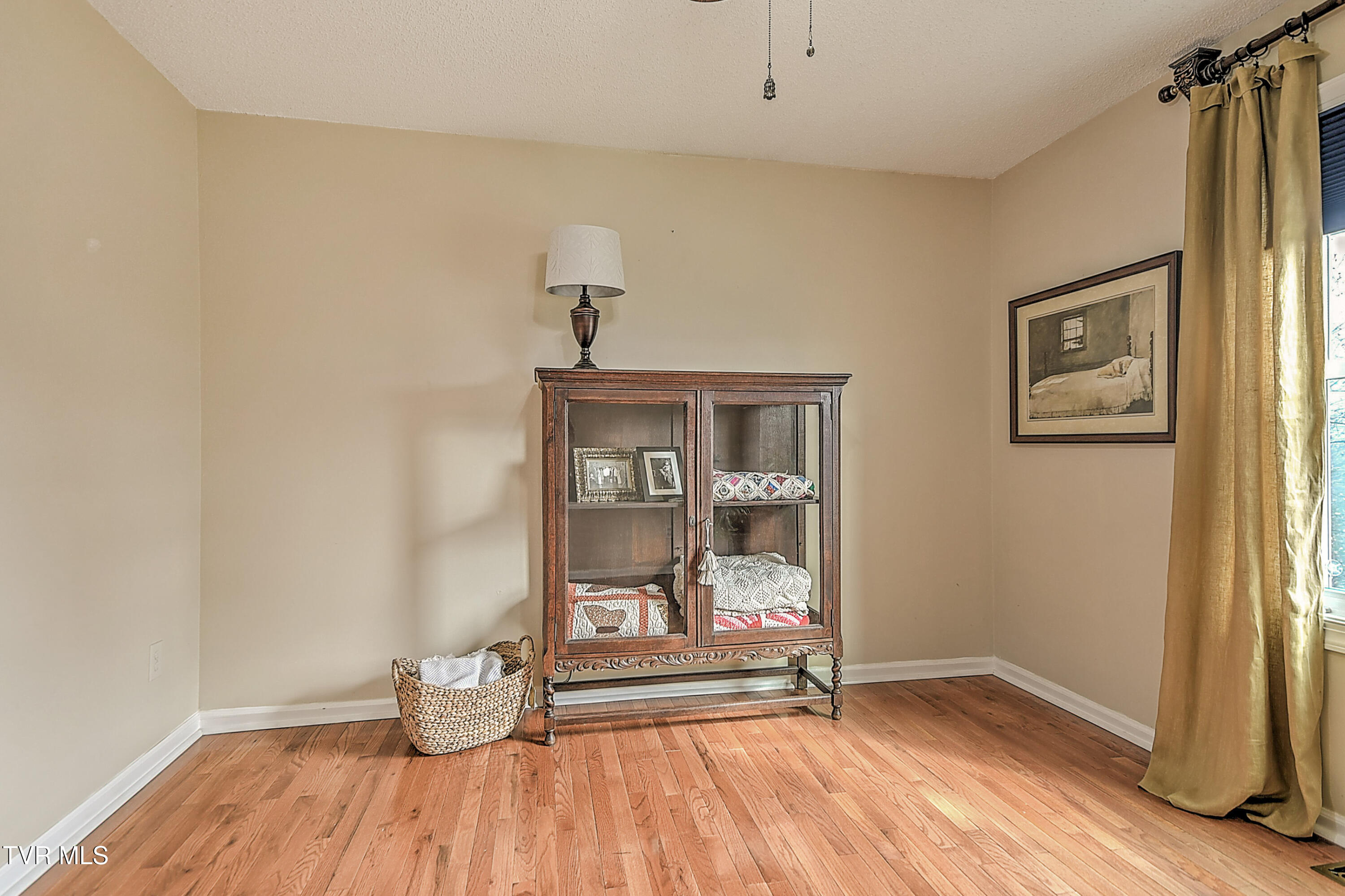 113 Fox Hall Circle Bristol, TN 37620 - Photo 32 of 79 113 Fox Hall DM-35