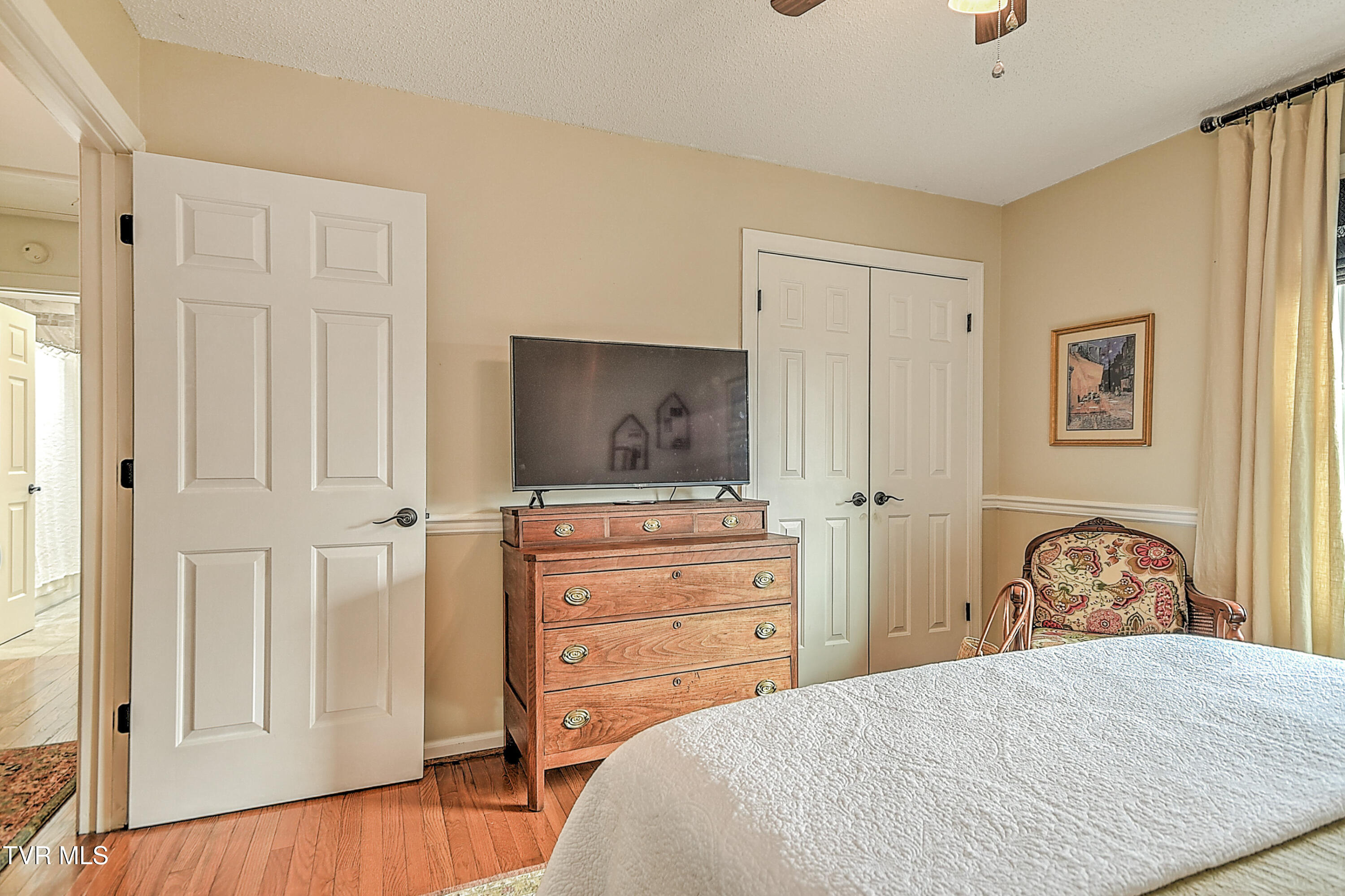 113 Fox Hall Circle Bristol, TN 37620 - Photo 36 of 79 113 Fox Hall DM-32