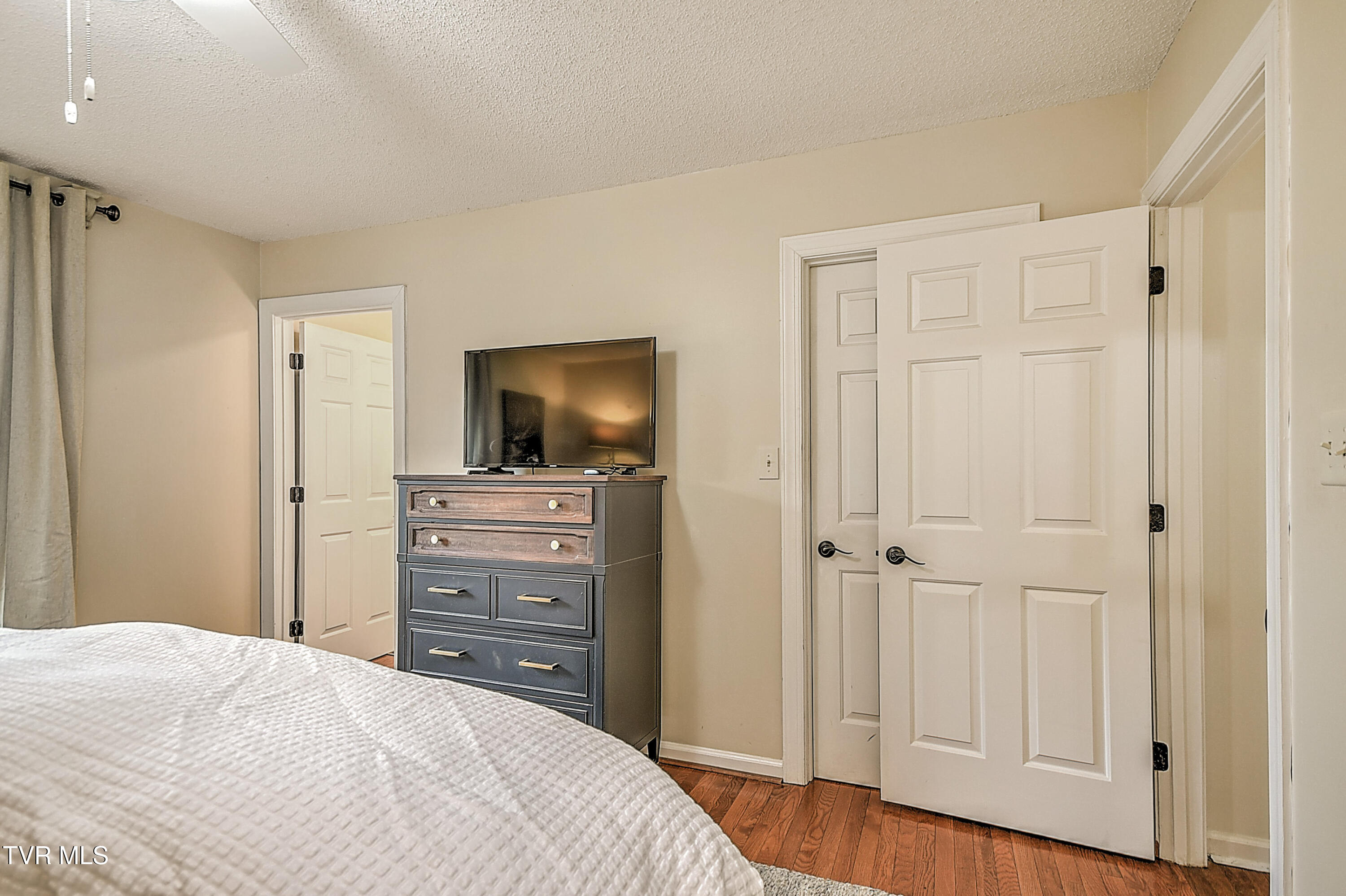 113 Fox Hall Circle Bristol, TN 37620 - Photo 38 of 79 113 Fox Hall DM-40