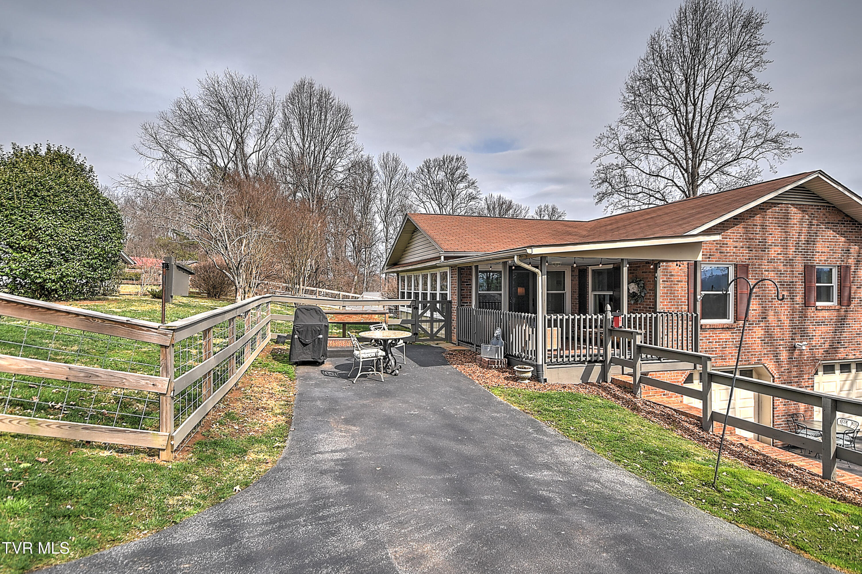 113 Fox Hall Circle Bristol, TN 37620 - Photo 61 of 79 113 Fox Hall DM-65