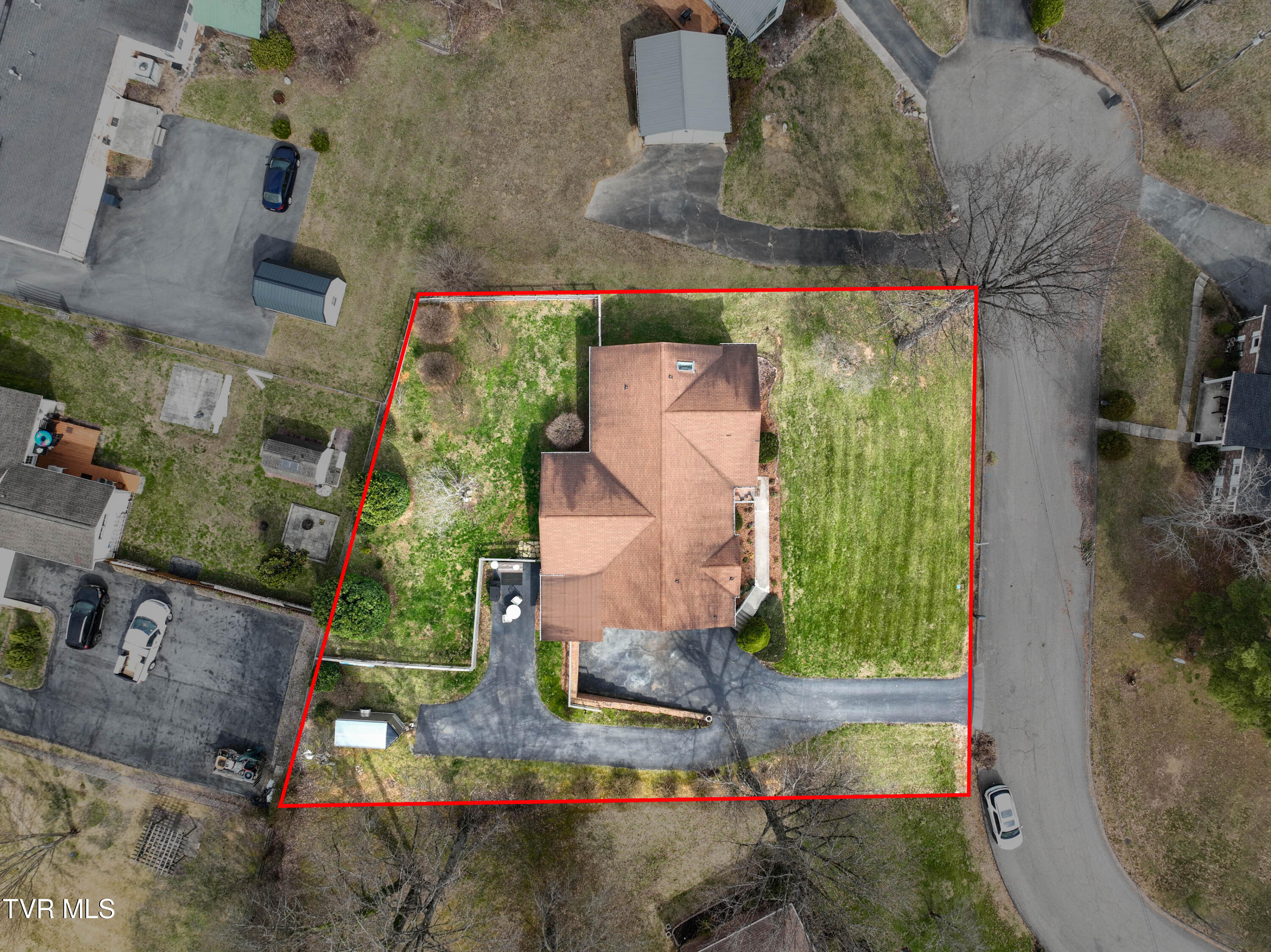 113 Fox Hall Circle Bristol, TN 37620 - Photo 68 of 79 113 Fox Hall Cir Drone MILLER-8