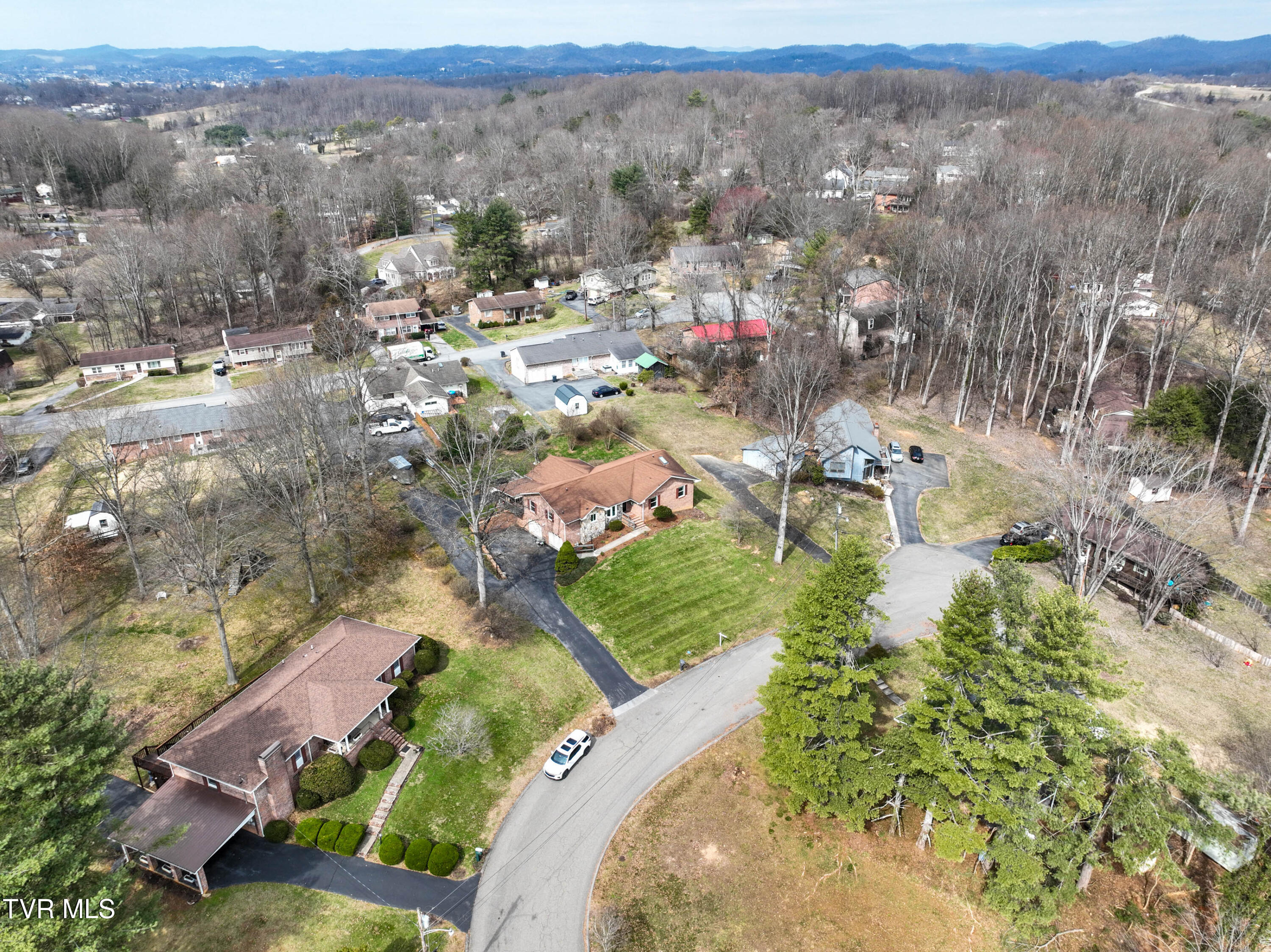 113 Fox Hall Circle Bristol, TN 37620 - Photo 71 of 79 113 Fox Hall Cir Drone MILLER-4