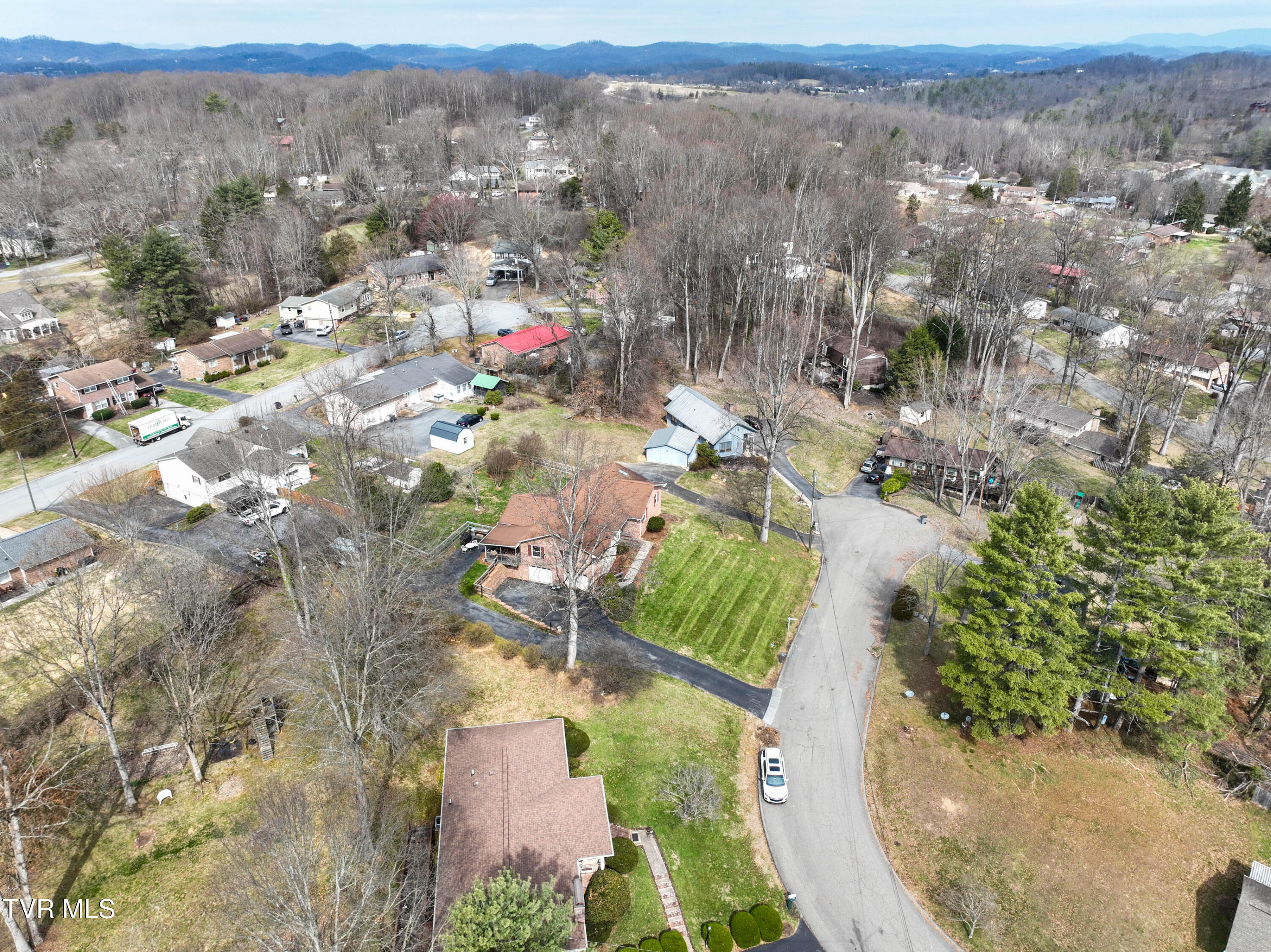 113 Fox Hall Circle Bristol, TN 37620 - Photo 72 of 79 113 Fox Hall Cir Drone MILLER-5