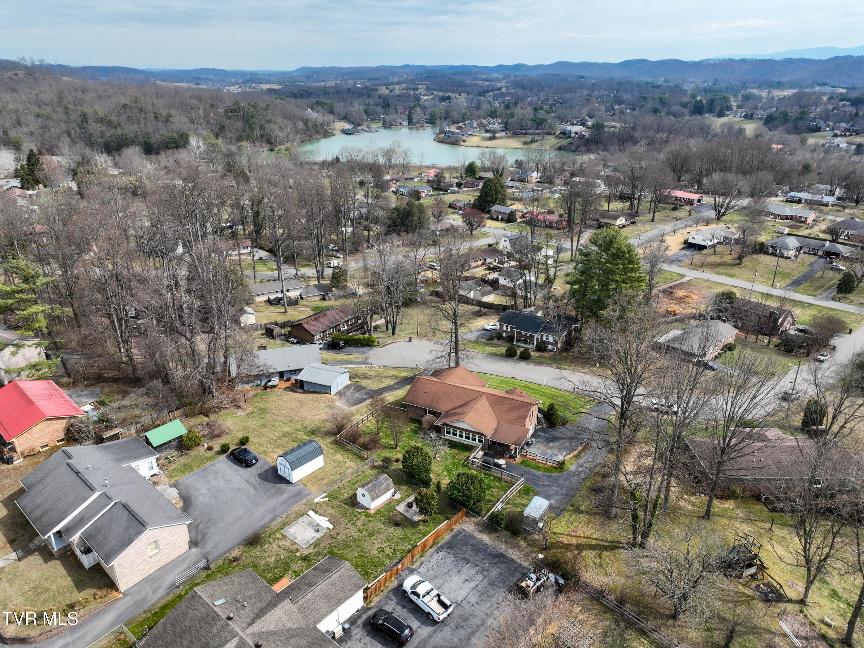 113 Fox Hall Circle Bristol, TN 37620 - Photo 74 of 79 113 Fox Hall Cir Drone MILLER-6