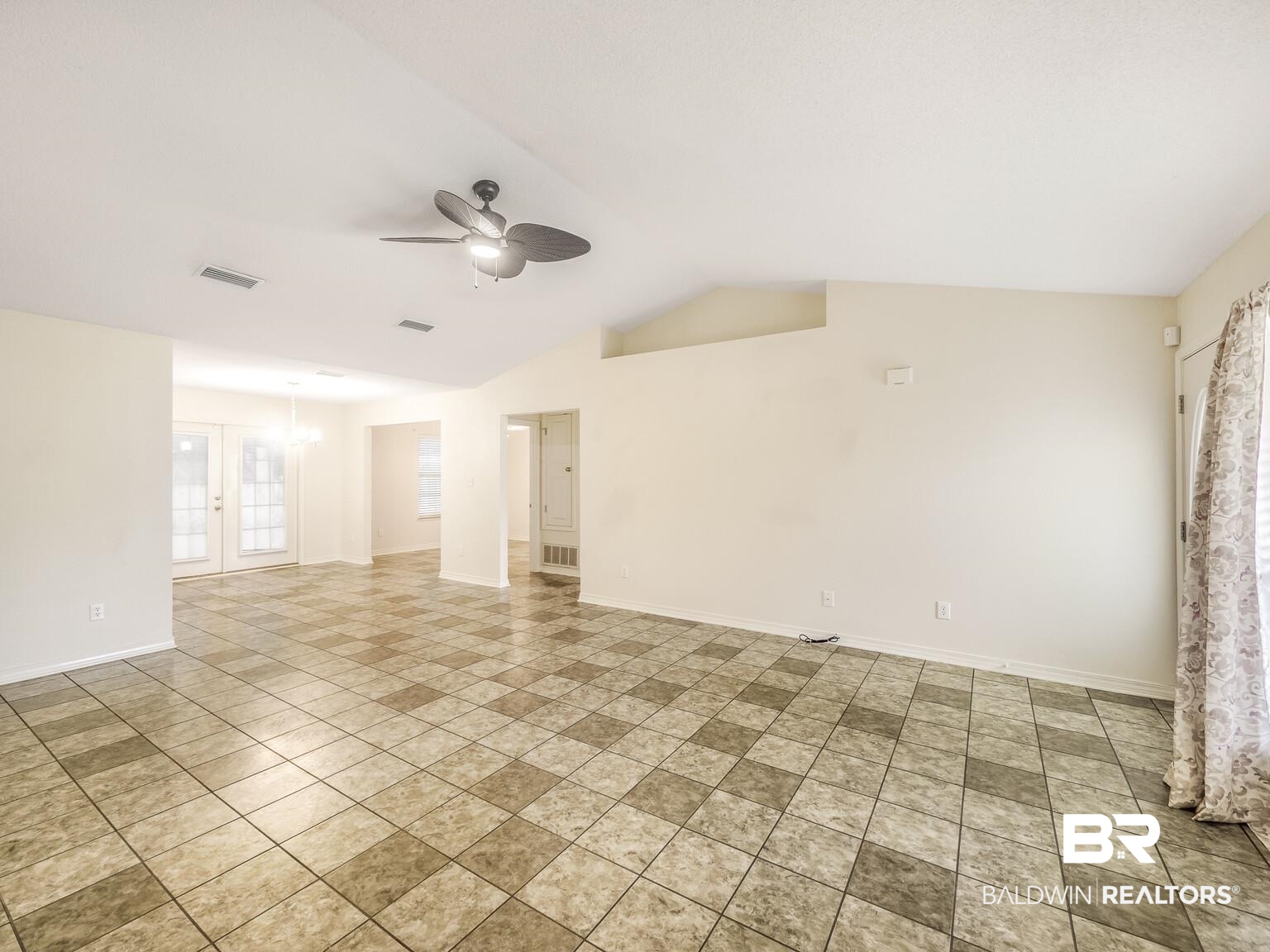301 Cahaba Street Foley, AL 36535 - Photo 17 of 47
