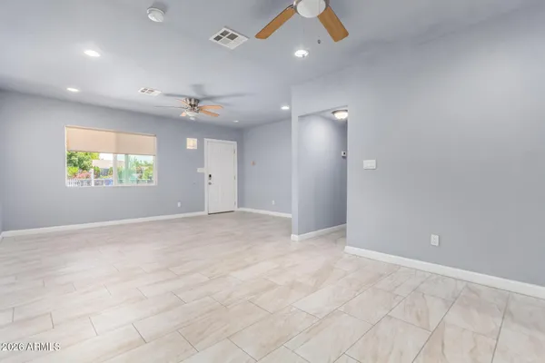 $2,550 | 1636 East Whitton Avenue, Phoenix, AZ 85016