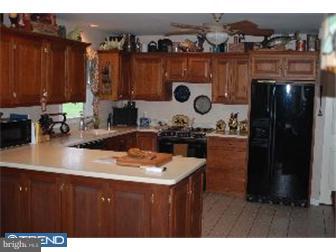 453 Kolb Road Spring City, PA 19475 - Photo 2 of 11