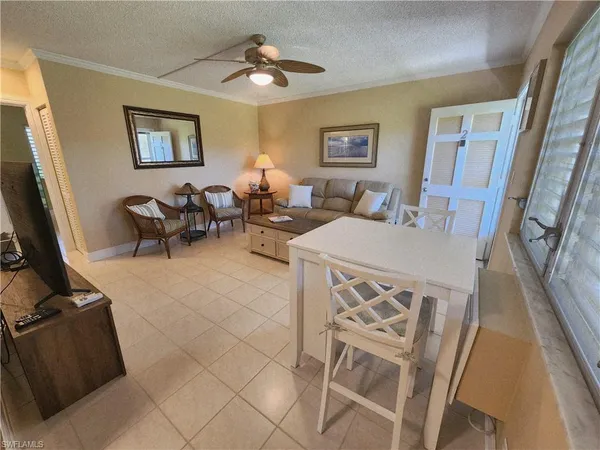 $1,750 | 167 North Collier Boulevard, Unit G2, Marco Island, FL 34145