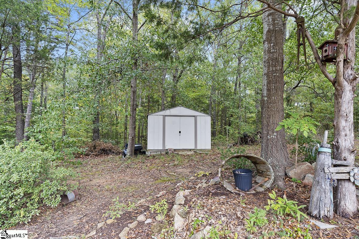 1110 State Rd S-24-398 Hodges, SC 29653 - Photo 21 of 25
