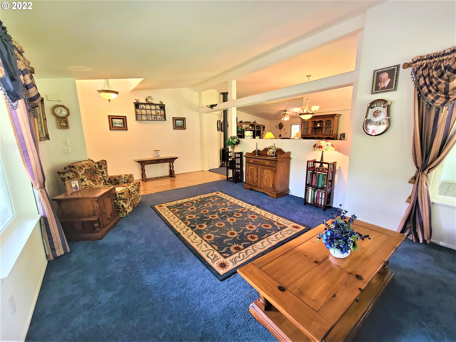 76446 London Road Cottage Grove, OR 97424 - Photo 4 of 32 Gallery Image 4