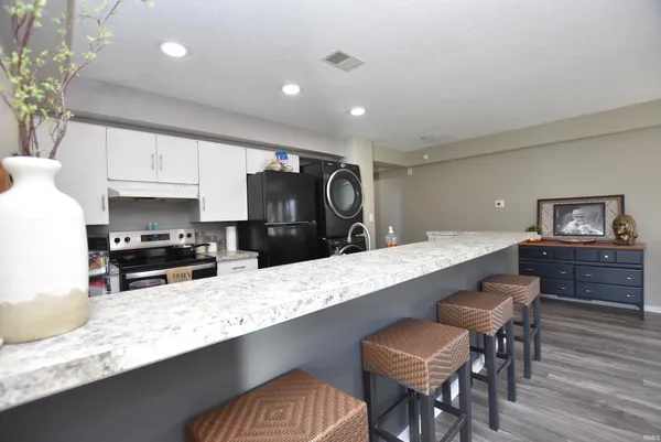 $169,900 | 9479 South Pointe Lasalles Drive, Bloomington, IN 47401