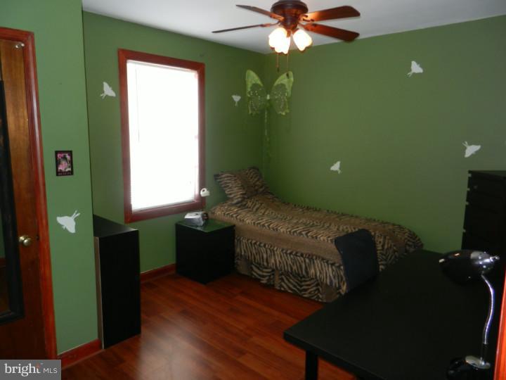 5950 4 Point Road Bethel, PA 19507 - Photo 12 of 23 Gallery Image 12