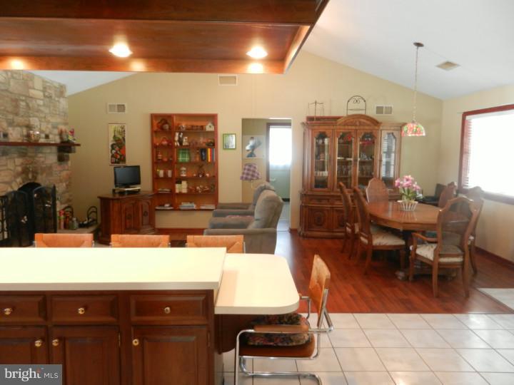 5950 4 Point Road Bethel, PA 19507 - Photo 8 of 23 Gallery Image 8