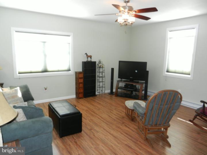 5950 4 Point Road Bethel, PA 19507 - Photo 9 of 23 Gallery Image 9