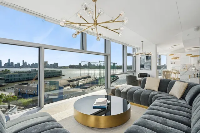 $4,750,000 | Undisclosed Address | Chelsea