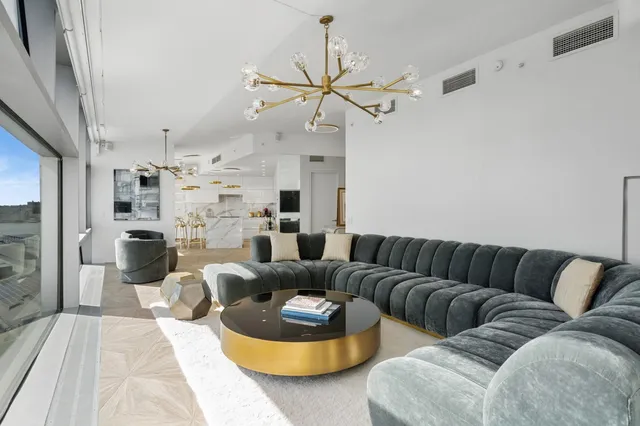 $4,750,000 | Undisclosed Address | Chelsea