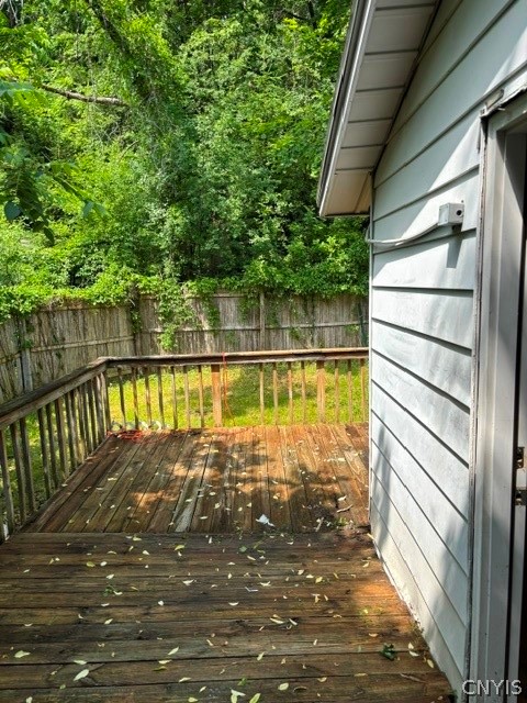 118 Parsons Road Camillus, NY 13031 - Photo 15 of 17 Side Deck