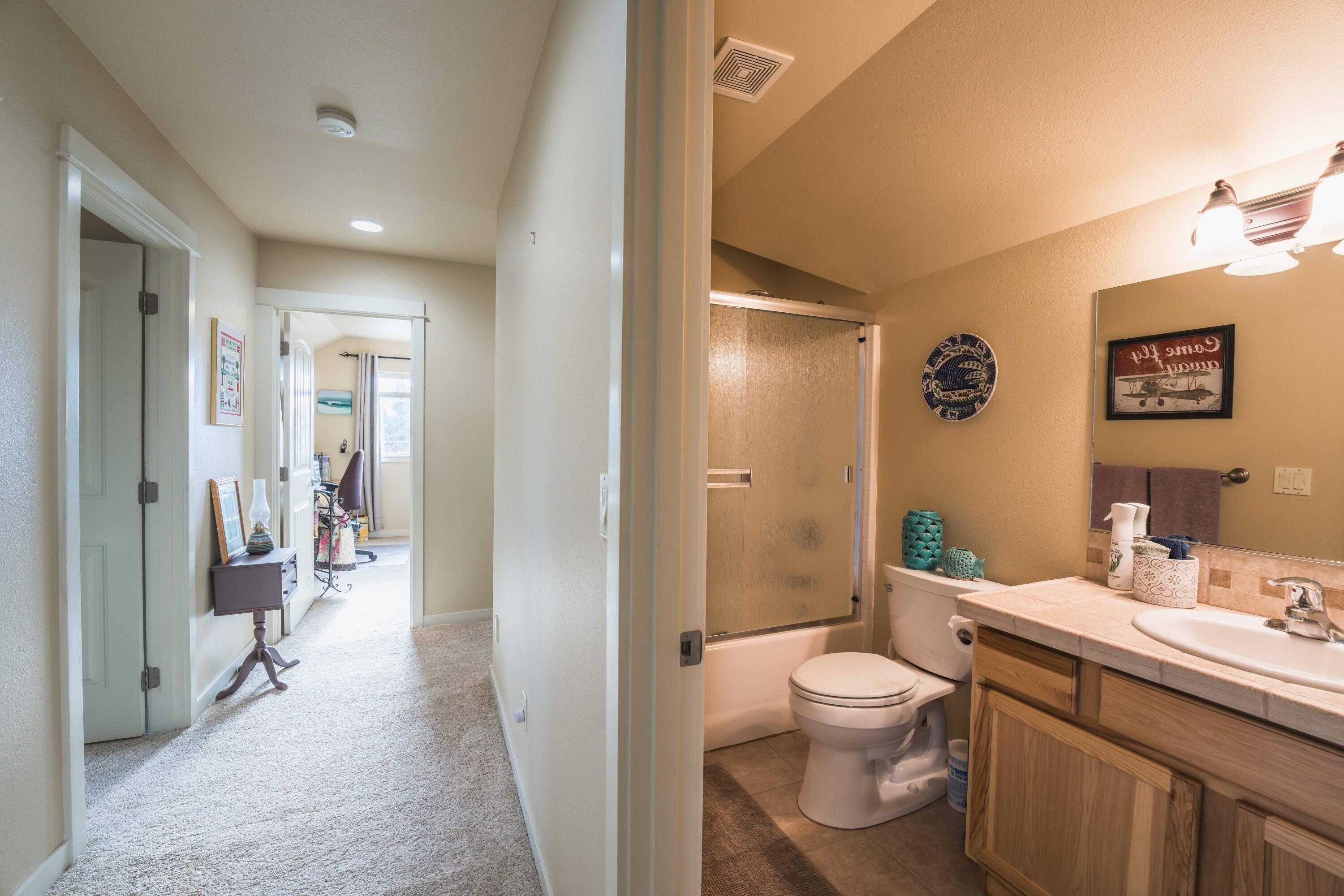 20794 Alpine Ridge Place Bend, OR 97701 - Photo 48 of 84 Alpine Ridge-74