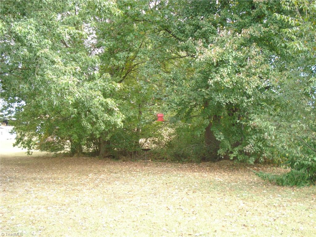 4698 Arnold Road Lexington, NC 27295 - Photo 6 of 21 Gallery Image 6