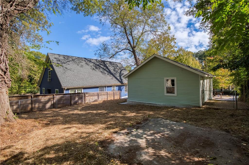 1015 Sims Street Southwest Atlanta, GA 30310 - Photo 40 of 41