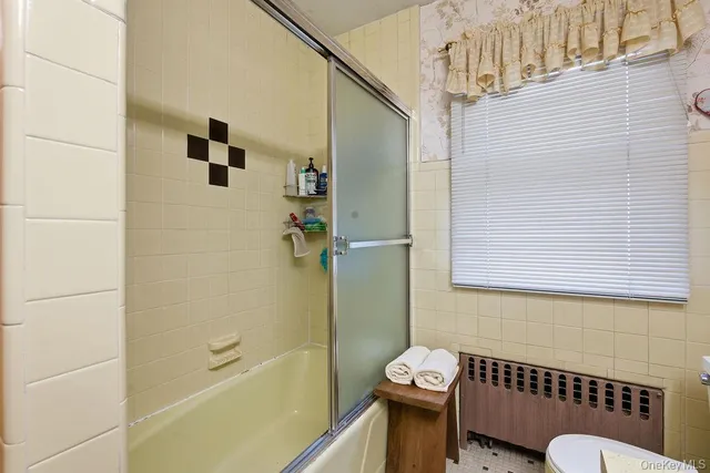 $599,000 | 92 Apple Street, Brentwood, NY 11717