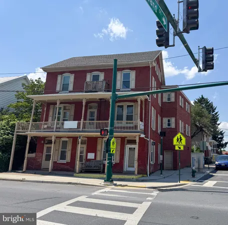 $1,400 | 801 South Potomac Street, Unit 2, Hagerstown, MD 21740