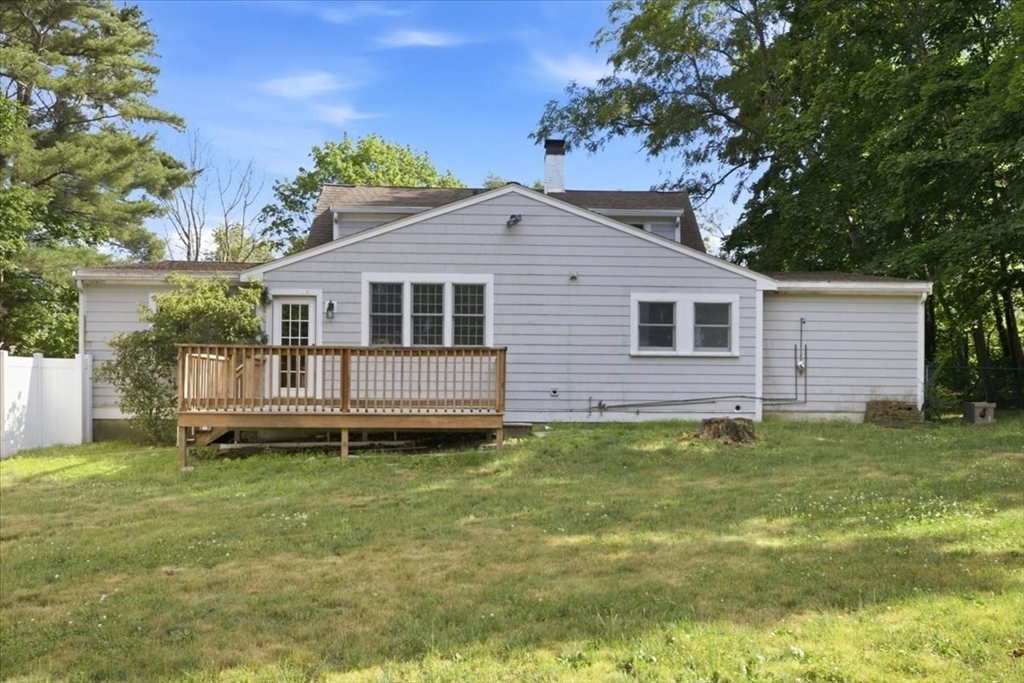 320 First Parish Road Scituate, MA 02066 - Photo 32 of 34