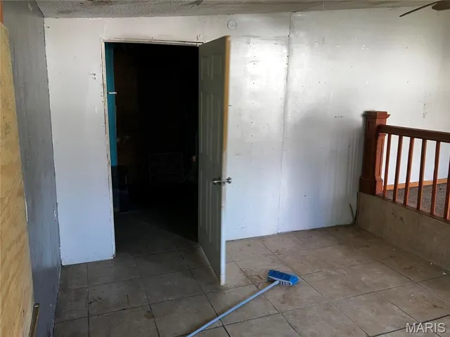 $54,900 | 205 East Smith Street, Benton, IL 62812