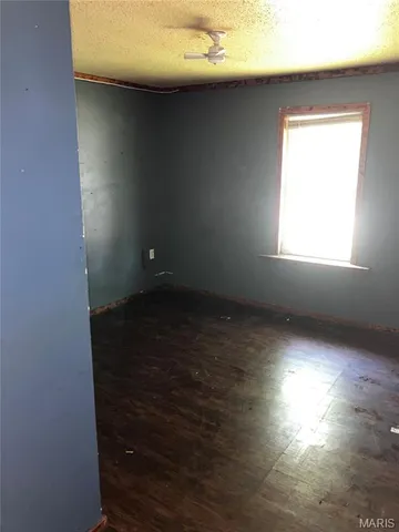 $54,900 | 205 East Smith Street, Benton, IL 62812