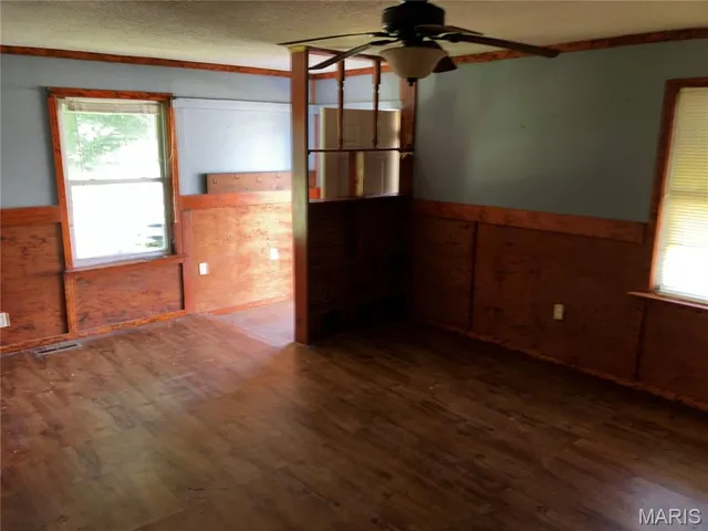 $54,900 | 205 East Smith Street, Benton, IL 62812