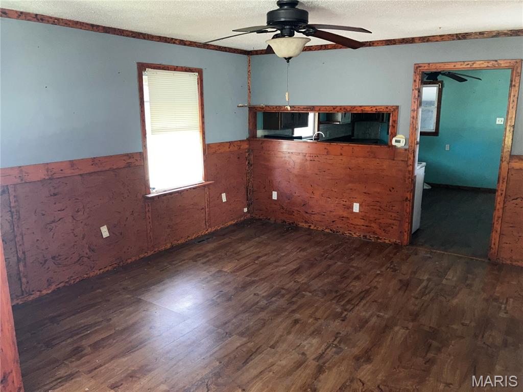 205 East Smith Street Benton, IL 62812 - Photo 7 of 14