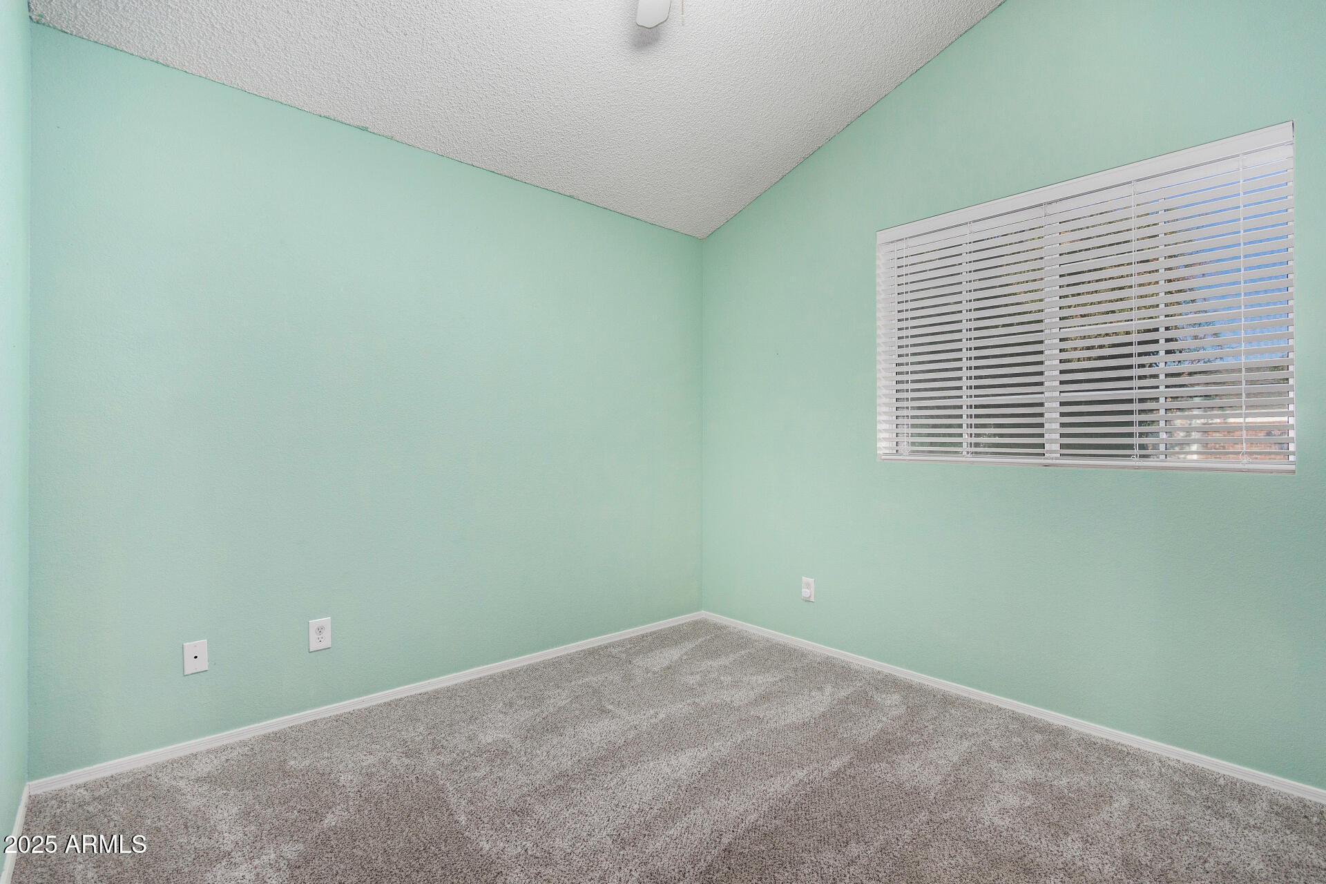 441 South Maple, Unit 13 Mesa, AZ 85206 - Photo 21 of 28 21 - Maple