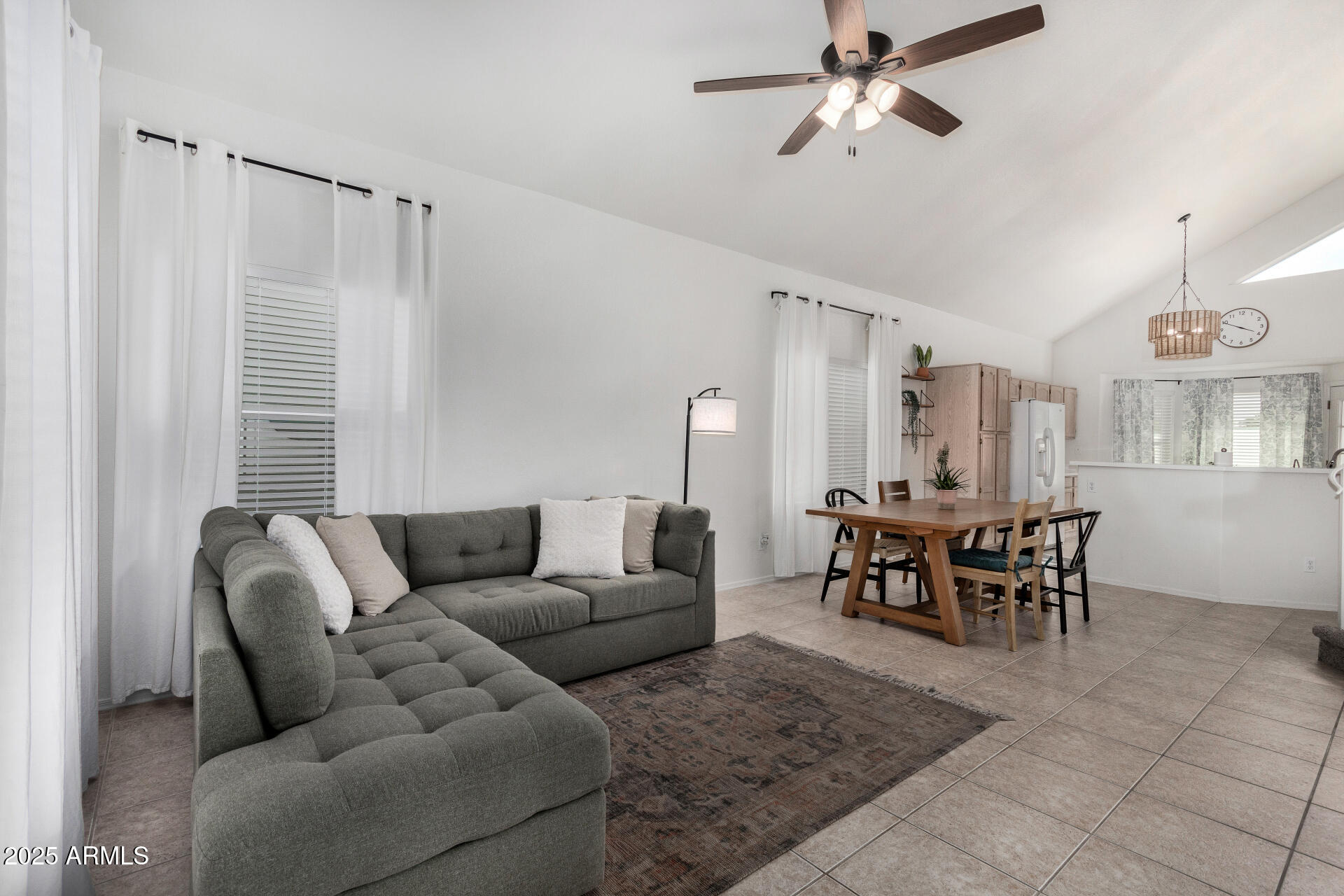 441 South Maple, Unit 13 Mesa, AZ 85206 - Photo 7 of 28 07 - Maple