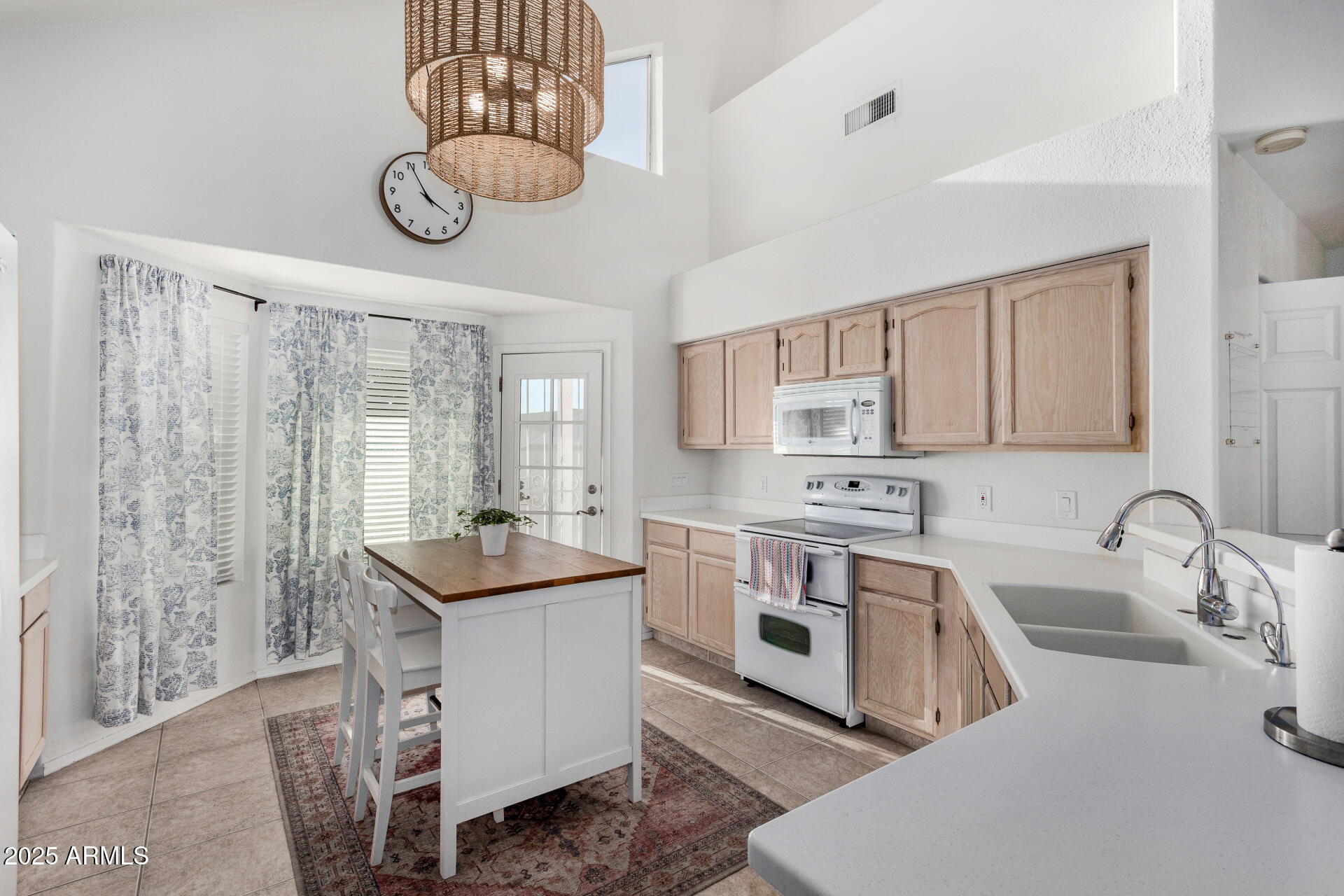 441 South Maple, Unit 13 Mesa, AZ 85206 - Photo 9 of 28 09 - Maple