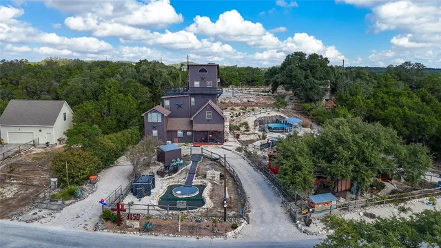a view of a outdoor space