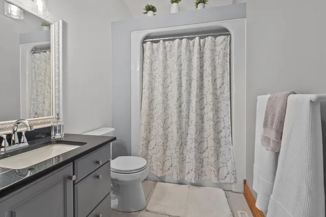 $1,950,000 | W5244 County Rd ES, Sugar Creek, WI 53121