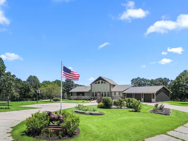 $1,950,000 | W5244 County Rd ES, Sugar Creek, WI 53121