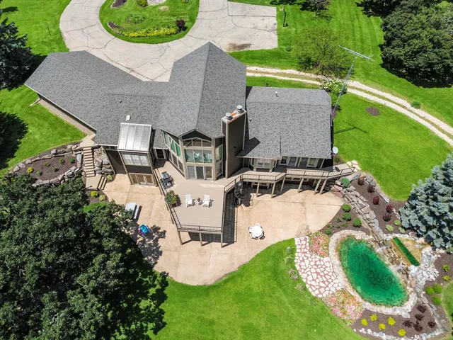 $1,950,000 | W5244 County Rd ES, Sugar Creek, WI 53121