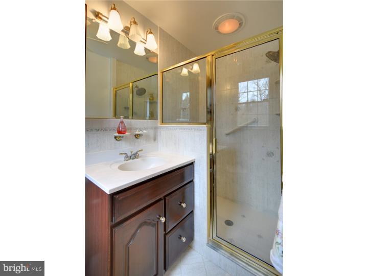 35 Waterview Road West Chester, PA 19380 - Photo 13 of 25 Master Bathroom