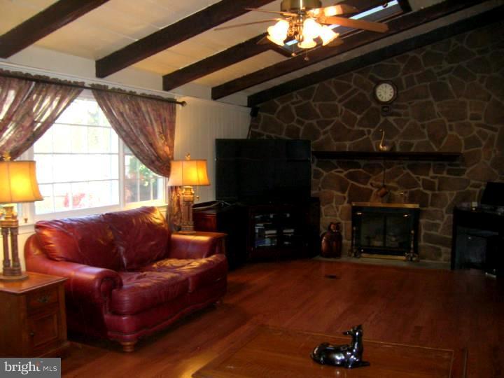 35 Waterview Road West Chester, PA 19380 - Photo 18 of 25 Family Room