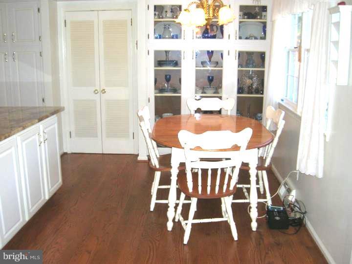 35 Waterview Road West Chester, PA 19380 - Photo 24 of 25 Breakfast Room