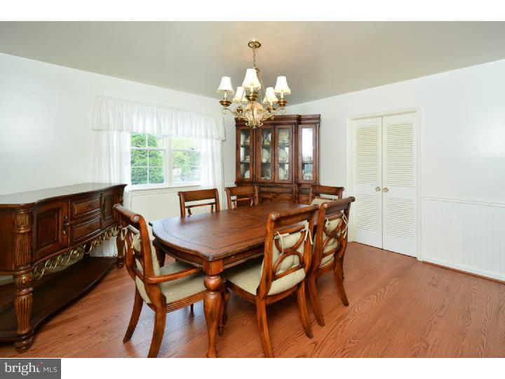 35 Waterview Road West Chester, PA 19380 - Photo 7 of 25 Dining Room