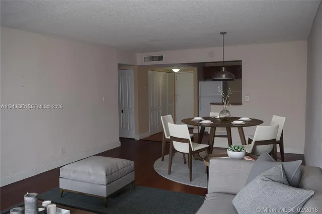 $228,500 | 9143 Southwest 77th Avenue, Unit B304, Miami, FL 33156