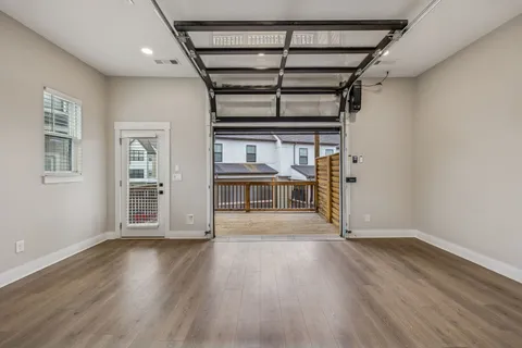 $574,999 | 170 Stonecrest Drive, Nashville, TN 37209